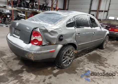 2004 Volkswagen Passat Gls from USA, damaged, VIN WVWPD63B74P253431